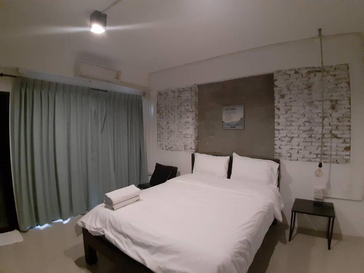 Isleep Guesthouse Chiang Mai Bagian luar foto