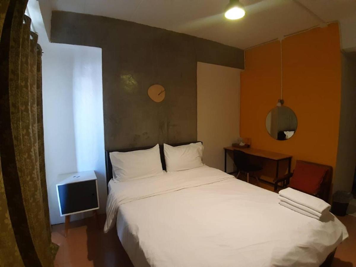 Isleep Guesthouse Chiang Mai Bagian luar foto