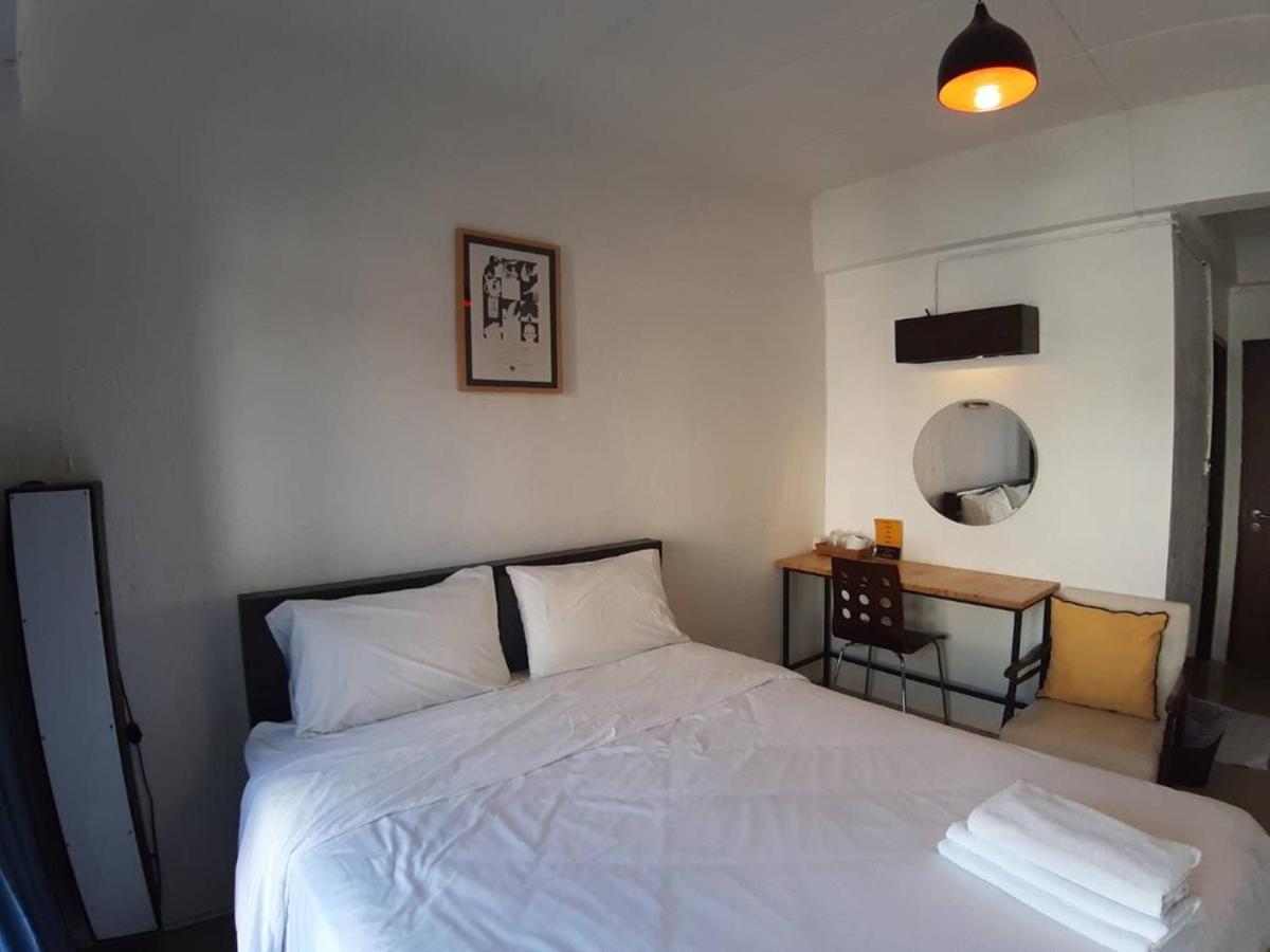 Isleep Guesthouse Chiang Mai Bagian luar foto