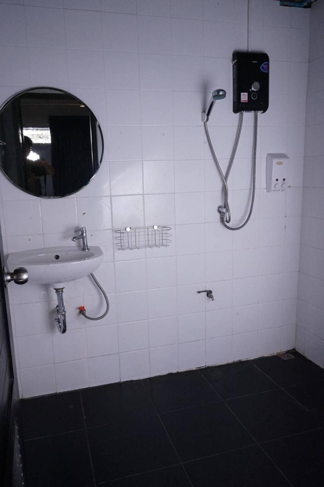 Isleep Guesthouse Chiang Mai Bagian luar foto